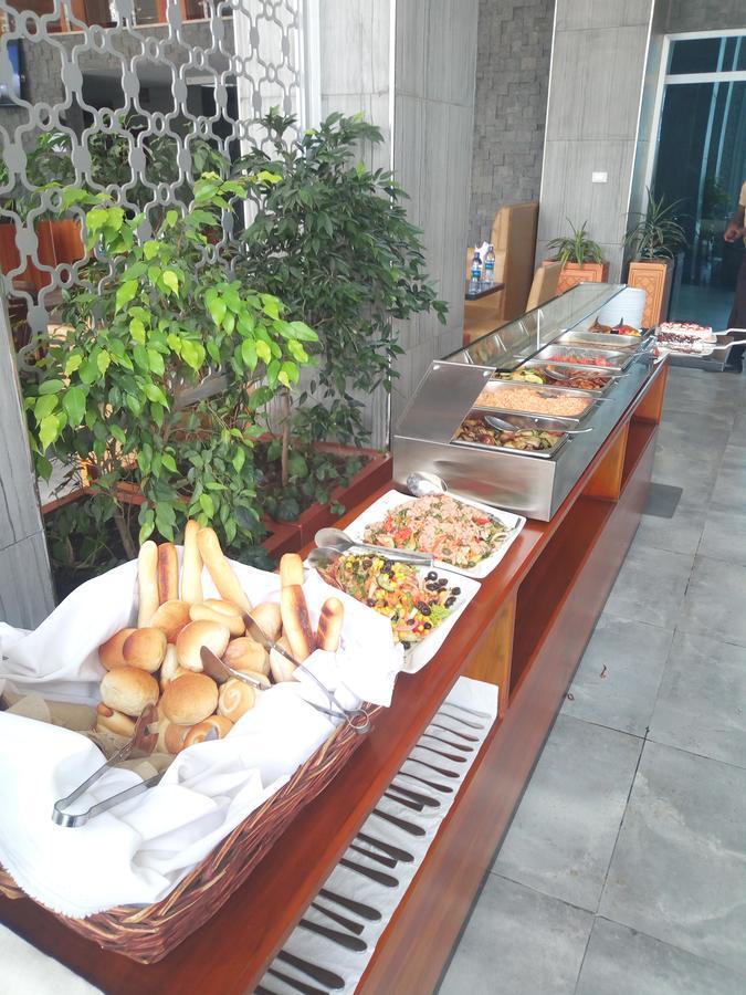 Yinm Furnished Apartment 아디스아바바 외부 사진