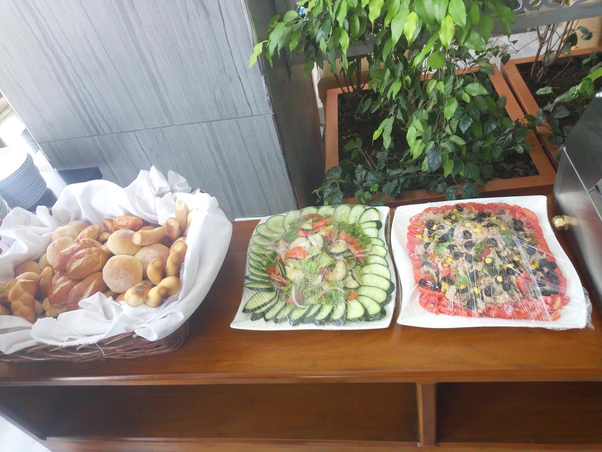 Yinm Furnished Apartment 아디스아바바 외부 사진