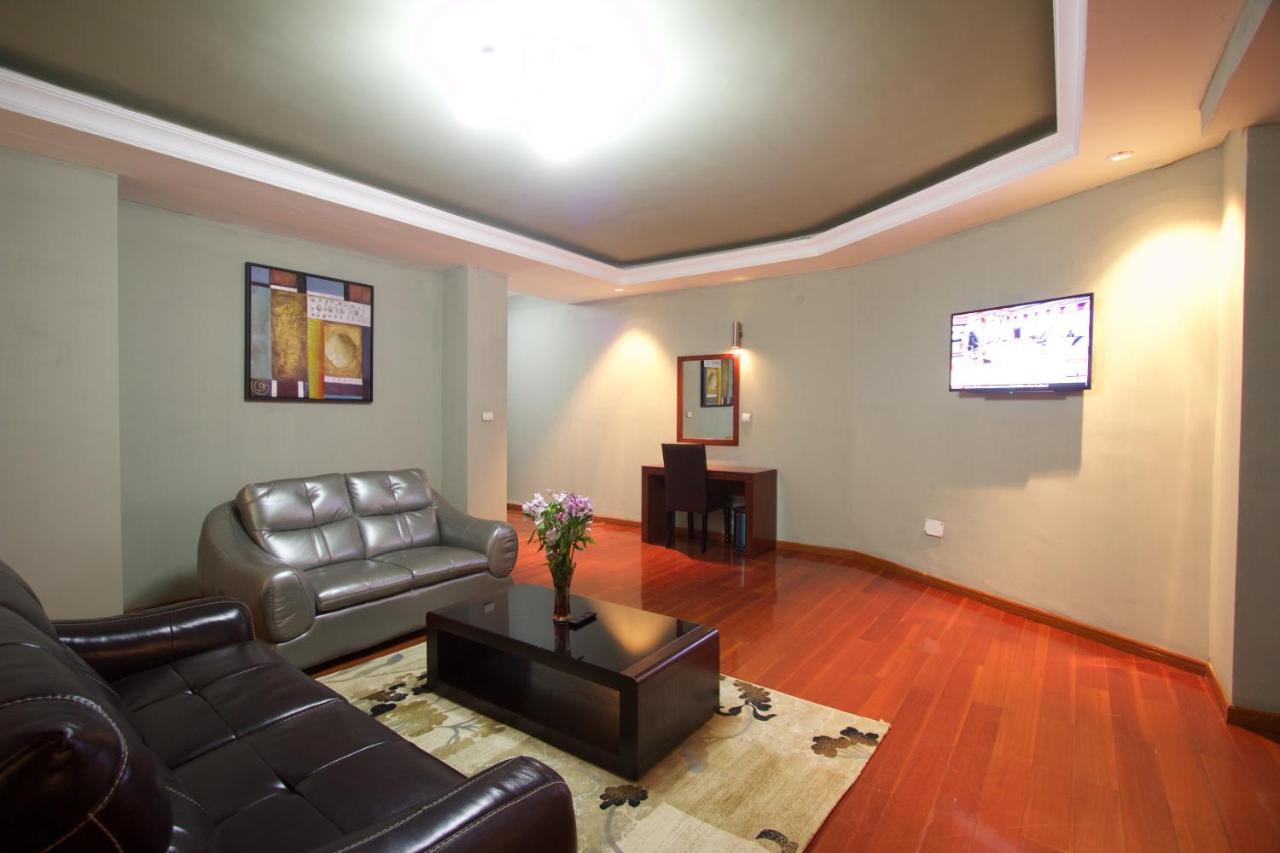 Yinm Furnished Apartment 아디스아바바 외부 사진