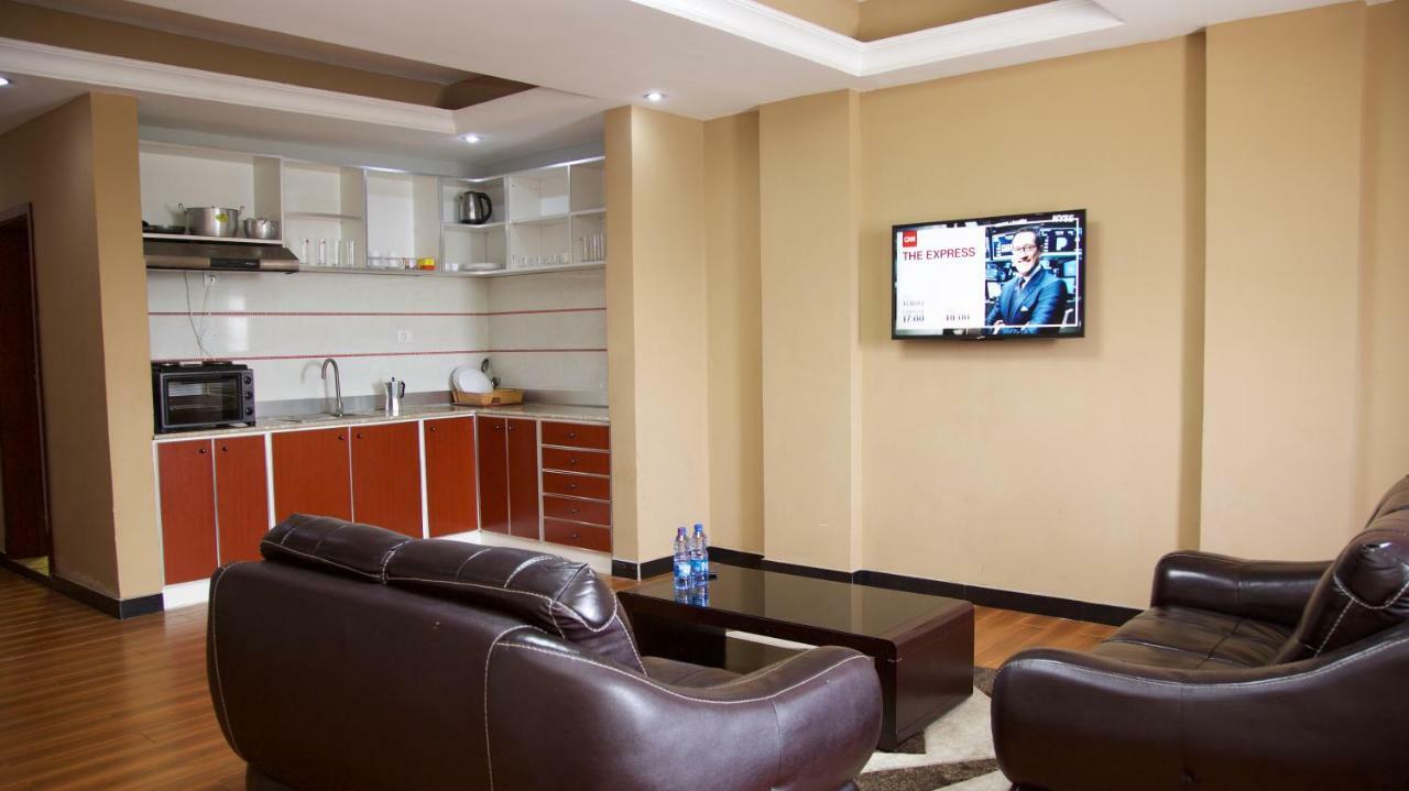 Yinm Furnished Apartment 아디스아바바 외부 사진