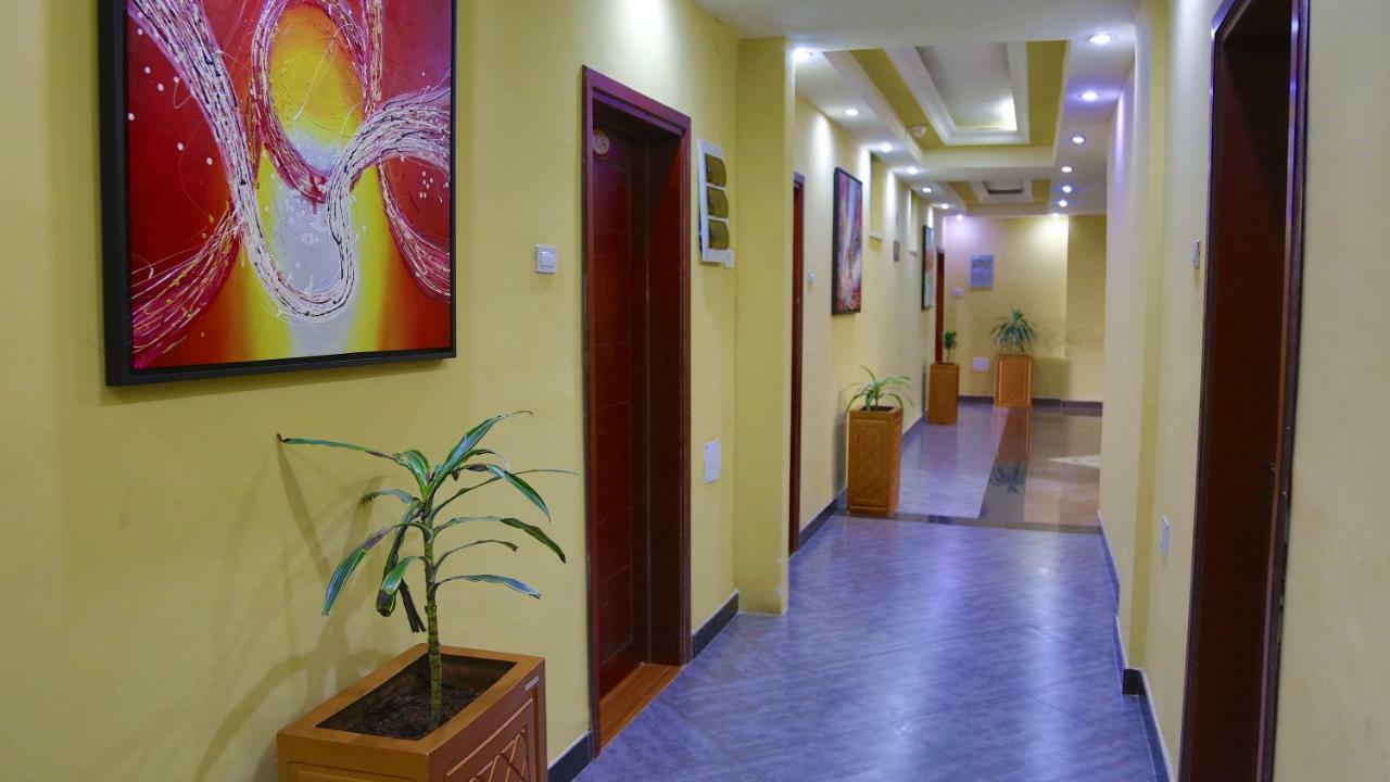 Yinm Furnished Apartment 아디스아바바 외부 사진