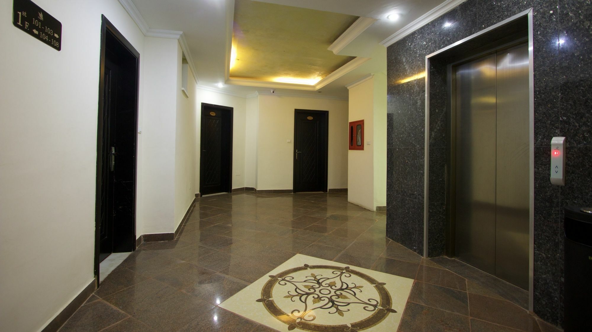Yinm Furnished Apartment 아디스아바바 외부 사진